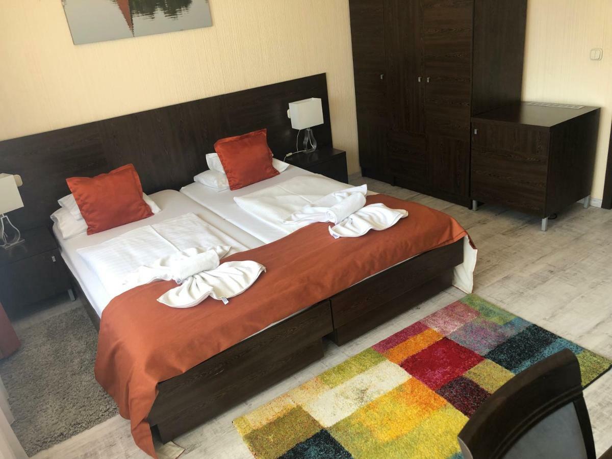 Villa Prestige Хевиз Экстерьер фото